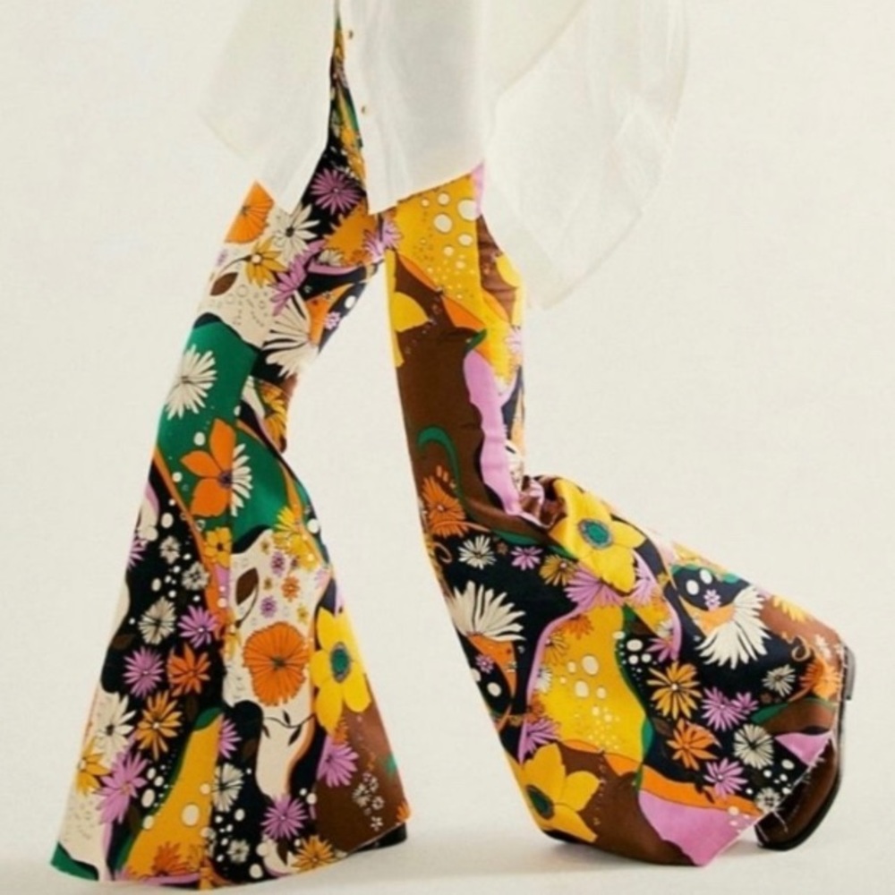 Free People Just Float On Flares Psychedelic Size 28